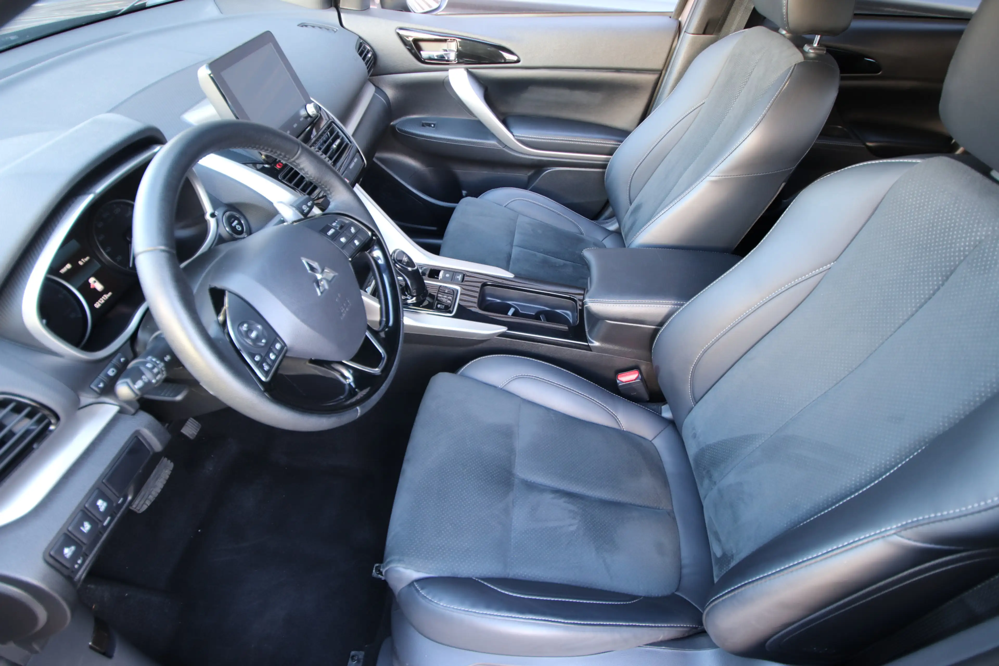 Mitsubishi Eclipse Cross 2.4 PHEV Executive Trekhaak, Adaptive Cruise, New — photo 22