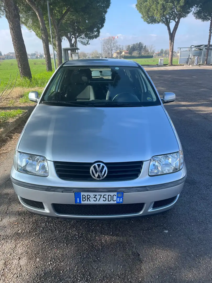 Volkswagen Polo 1000 MPI - 1
