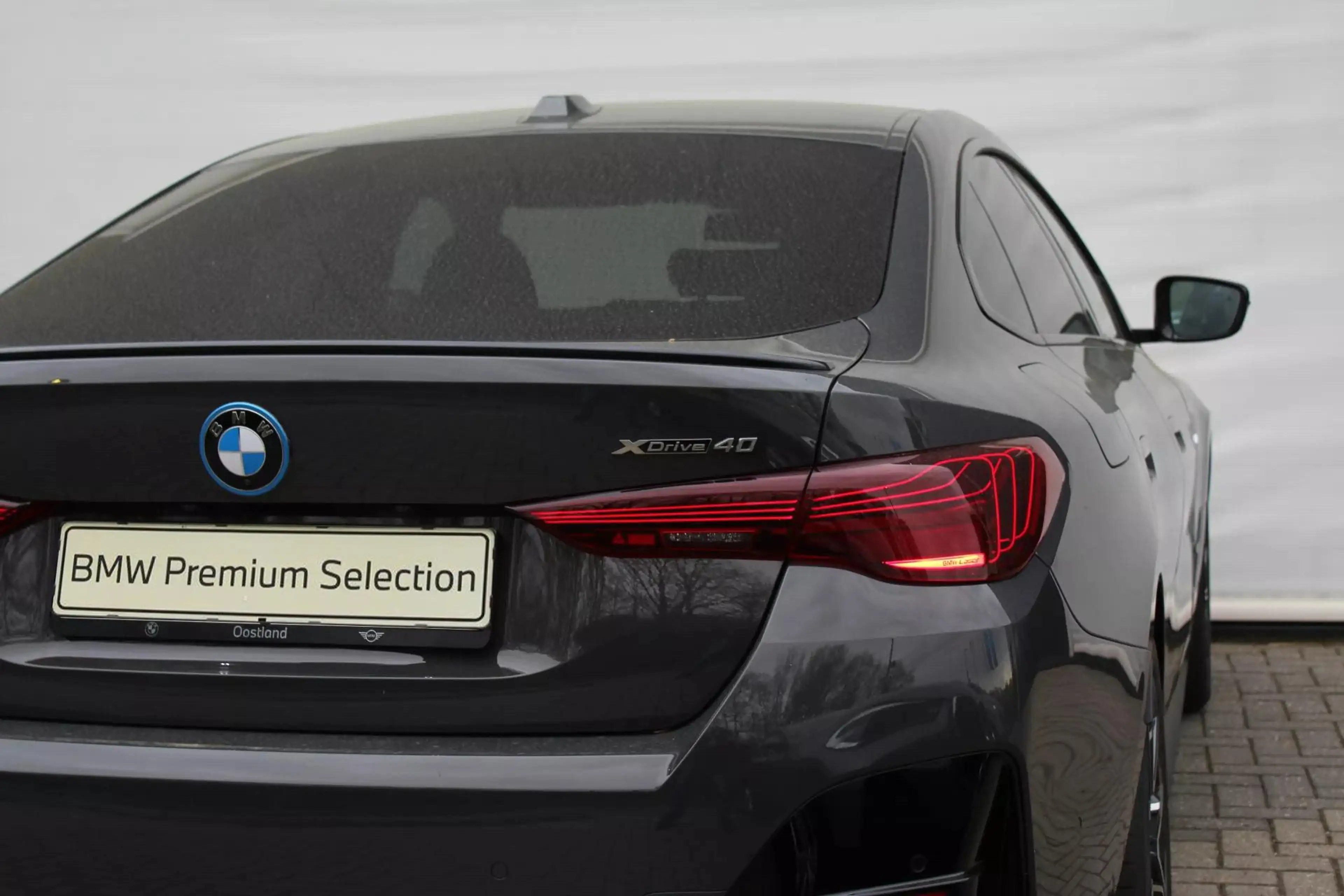 BMW i4 xDrive40 M Sport / Schuif-kanteldak / Trekhaak / A — photo 13
