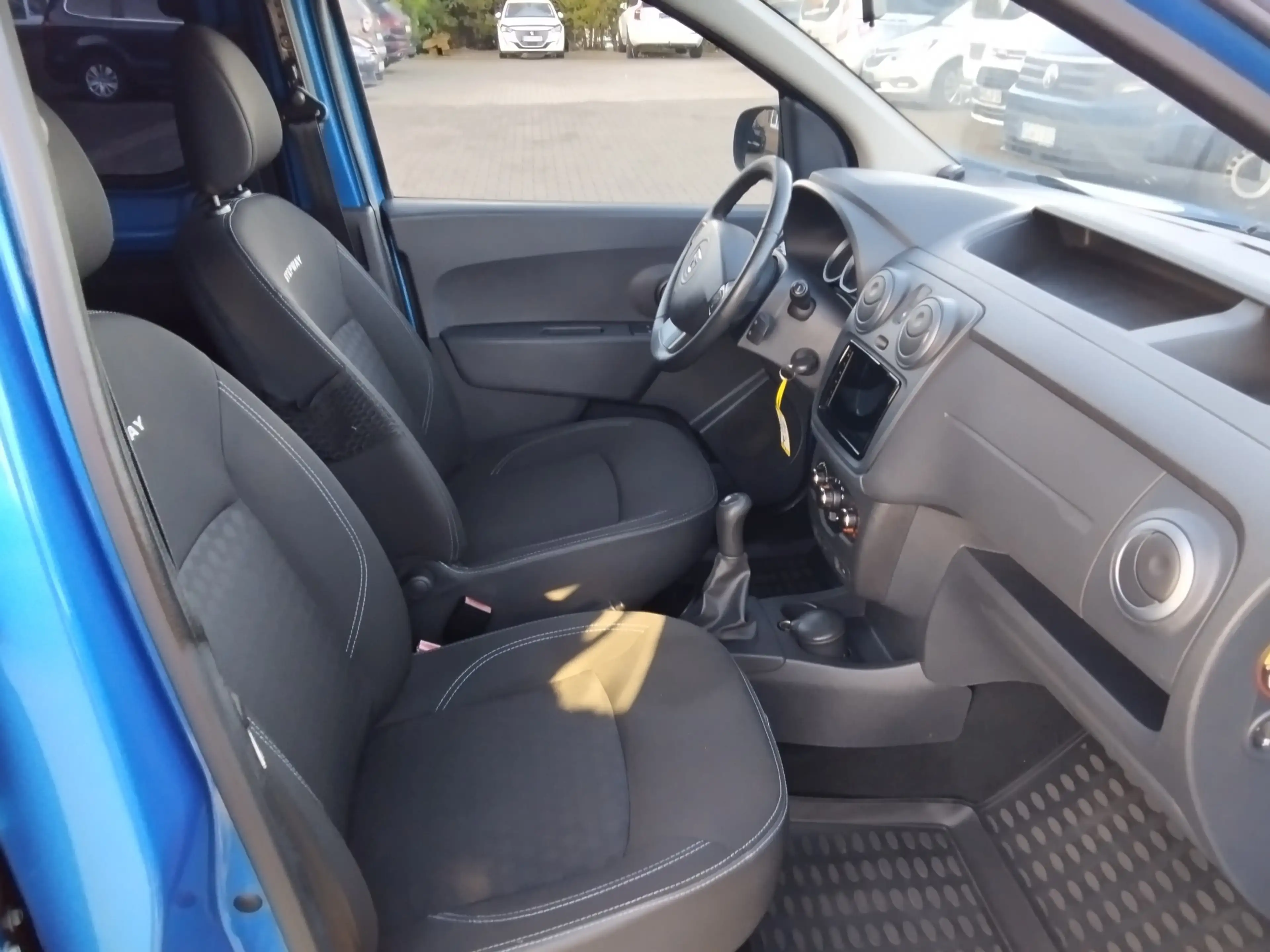 Dacia Dokker 1.2 TCe Stepway/1.Hnd./RFK/SHZG/PDC/Infotainment — photo 12