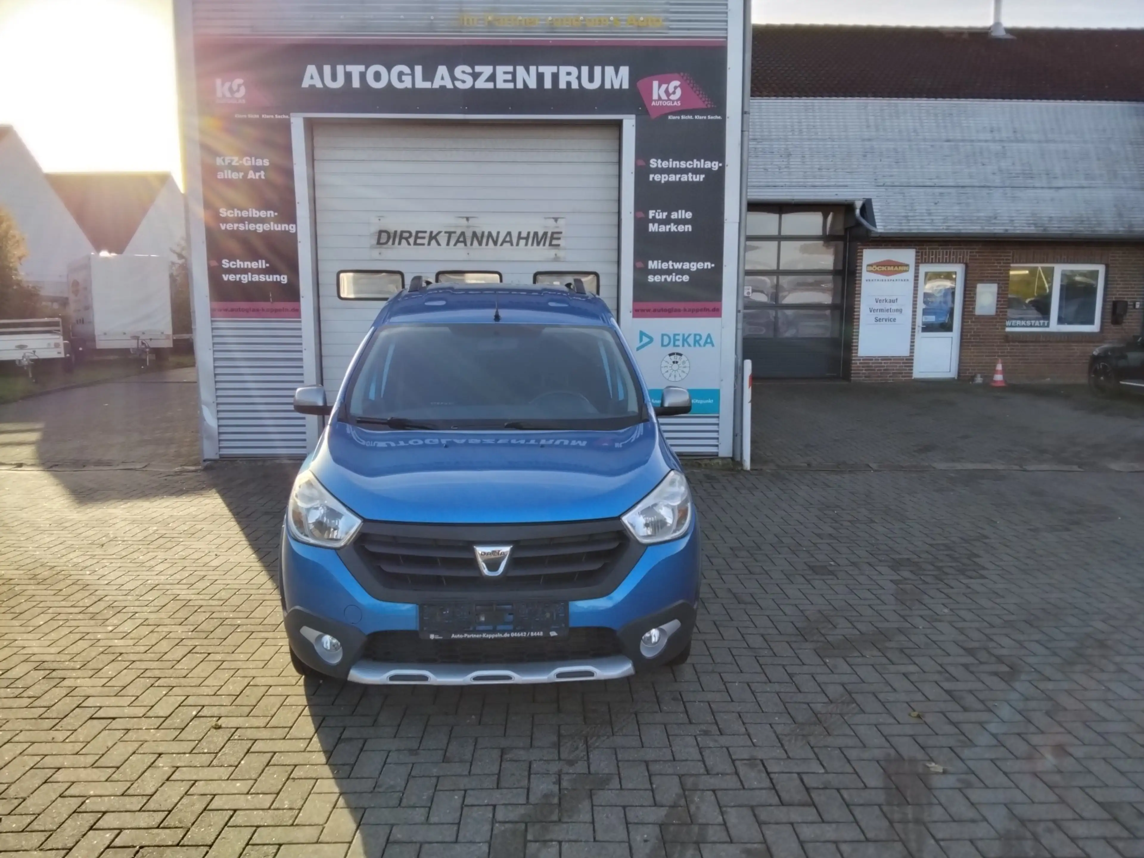 Dacia Dokker 1.2 TCe Stepway/1.Hnd./RFK/SHZG/PDC/Infotainment — photo 2