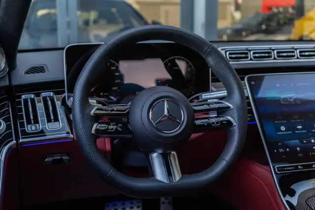 Mercedes-Benz S-Class view 8