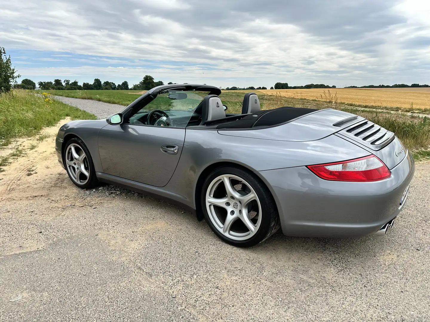 Porsche 997 911 Carrera 4 Cabriolet Grau - 2