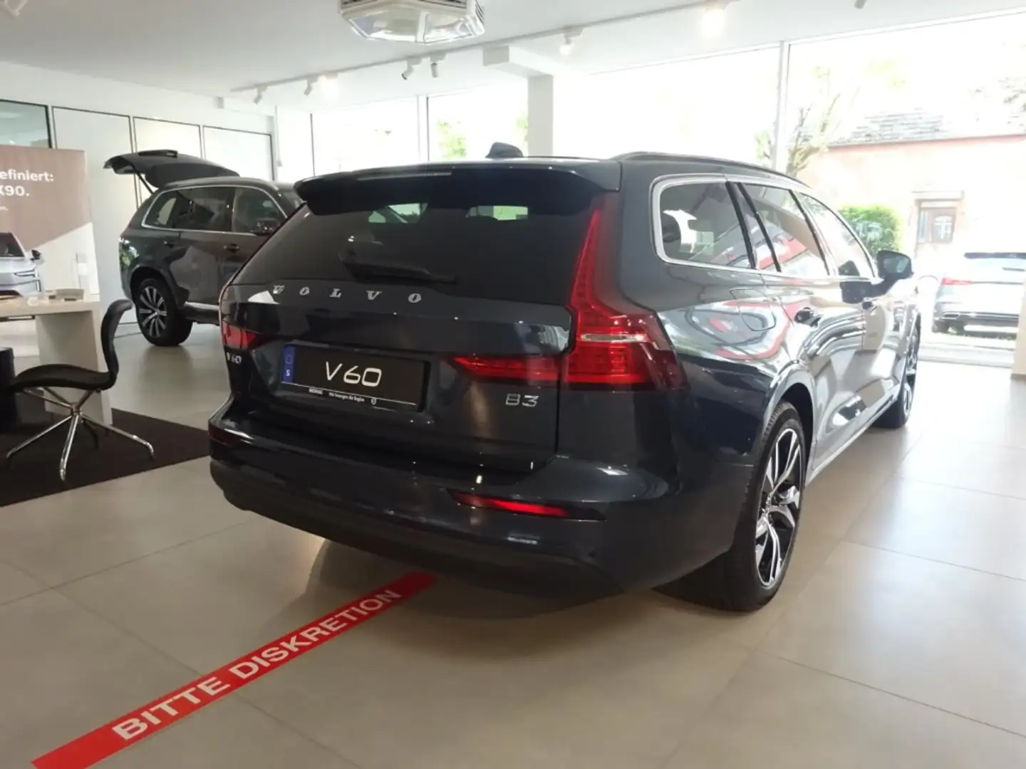 Volvo V60 Core B3 - ACC - Kamera - LED - SOFORT VERFÜGBAR Albastru - 2