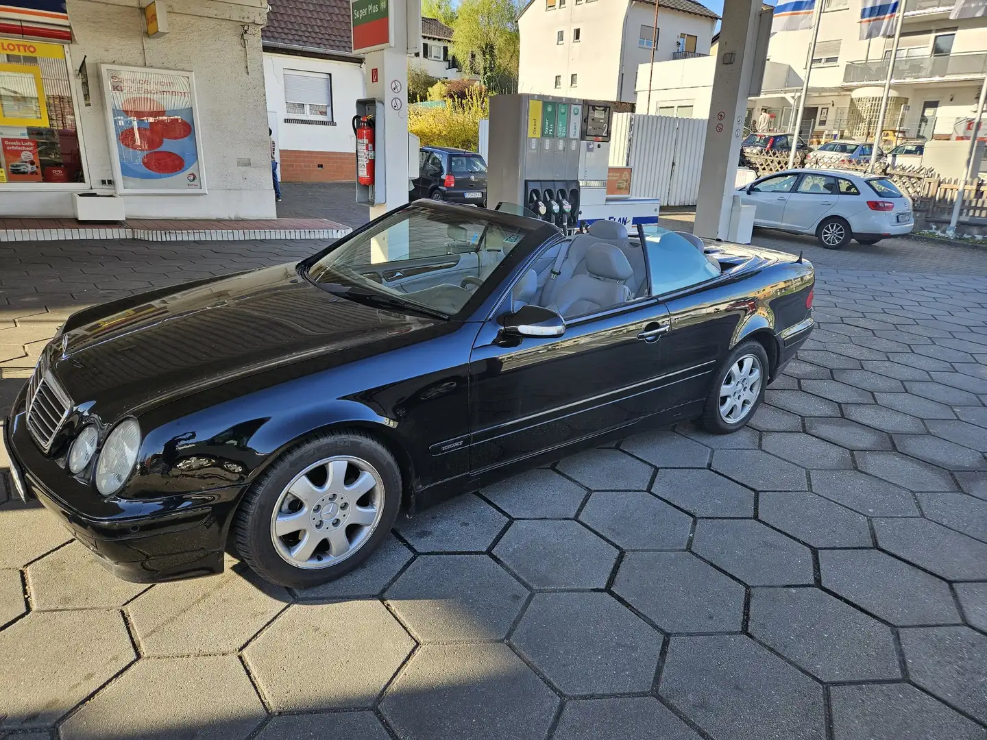 Mercedes-Benz CLK 320 Cabrio Elegance - 1