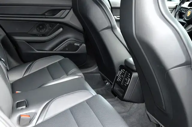 Porsche Taycan Performance-Batterie Plus | 476 PS | 21" RS Spyder | BOSE | ACC | MwSt. | unfallfrei Ansicht 12