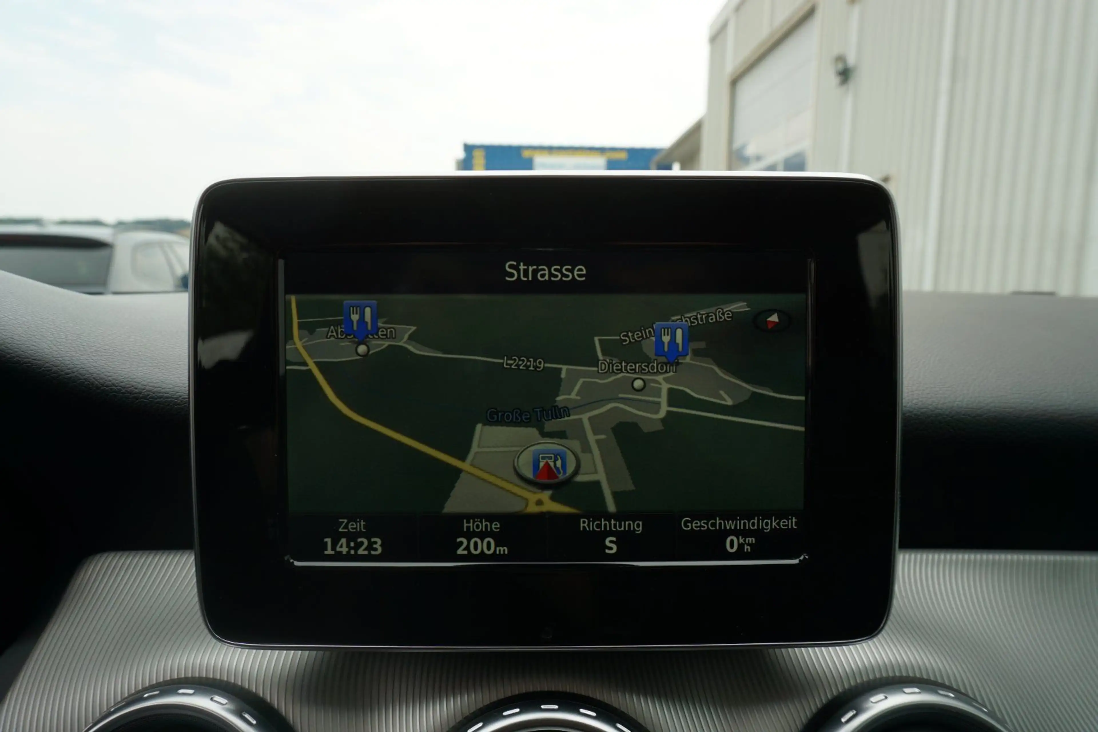 Mercedes-Benz GLA 180 GLA-Klasse GLA 180 CDI d Urban — photo 10