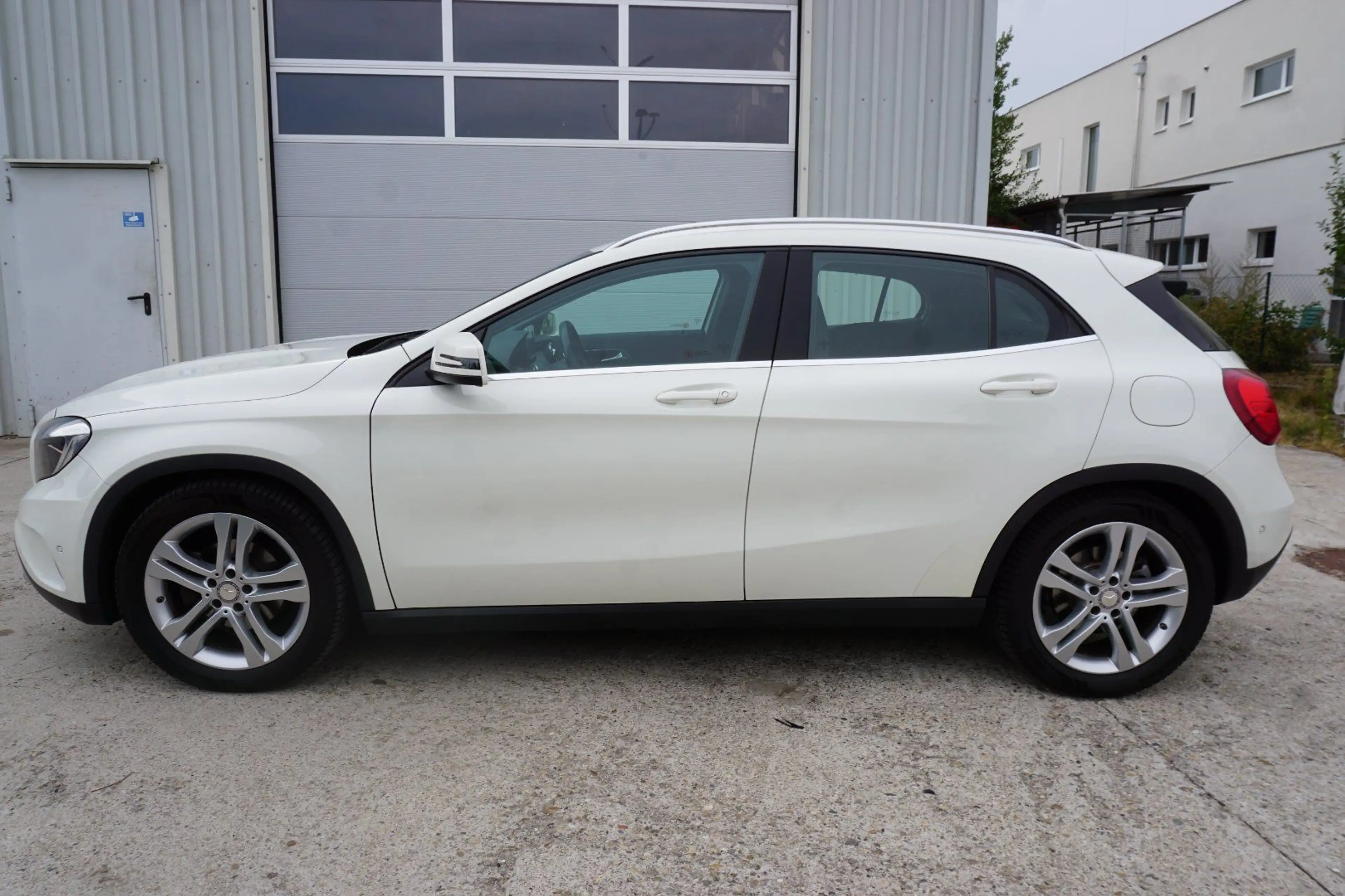Mercedes-Benz GLA 180 GLA-Klasse GLA 180 CDI d Urban — photo 3