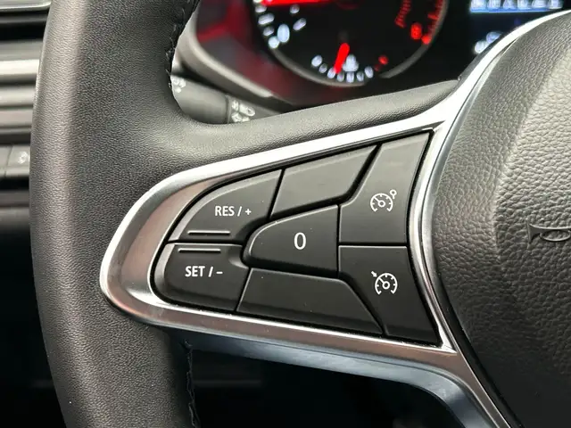 Renault Captur view 13