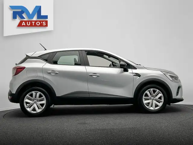 Renault Captur view 24