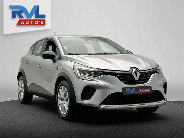 Renault Captur view 4