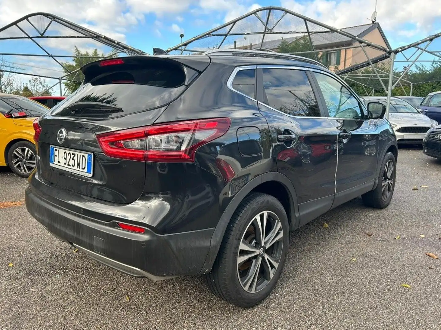 Nissan Qashqai 1.5 dCi N-Connecta Tetto Navi Nero - 2
