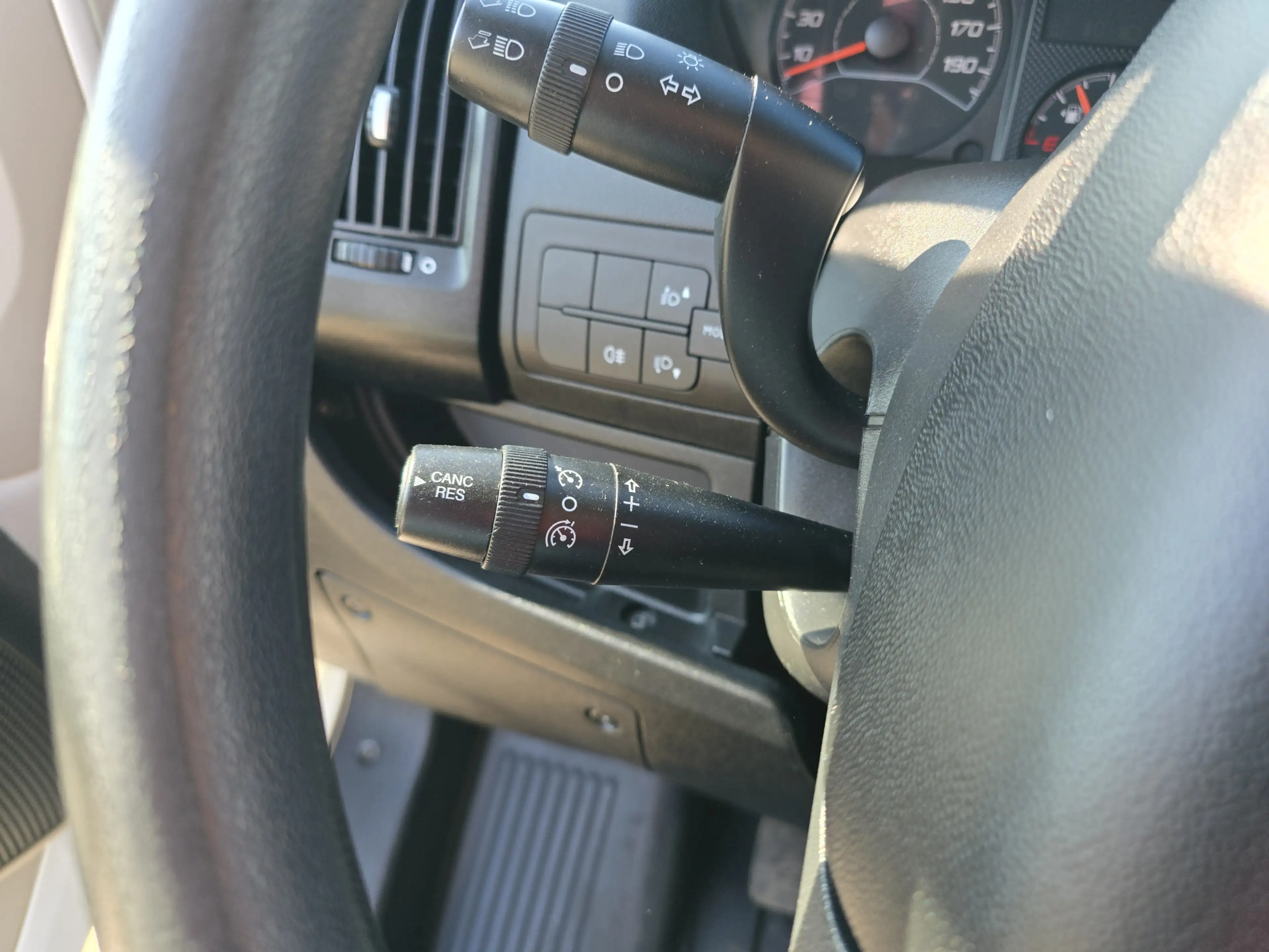 Peugeot Boxer 333 2.0 BlueHDI L2H2 Pro - 130 Pk - Euro 6 - Airco — photo 23