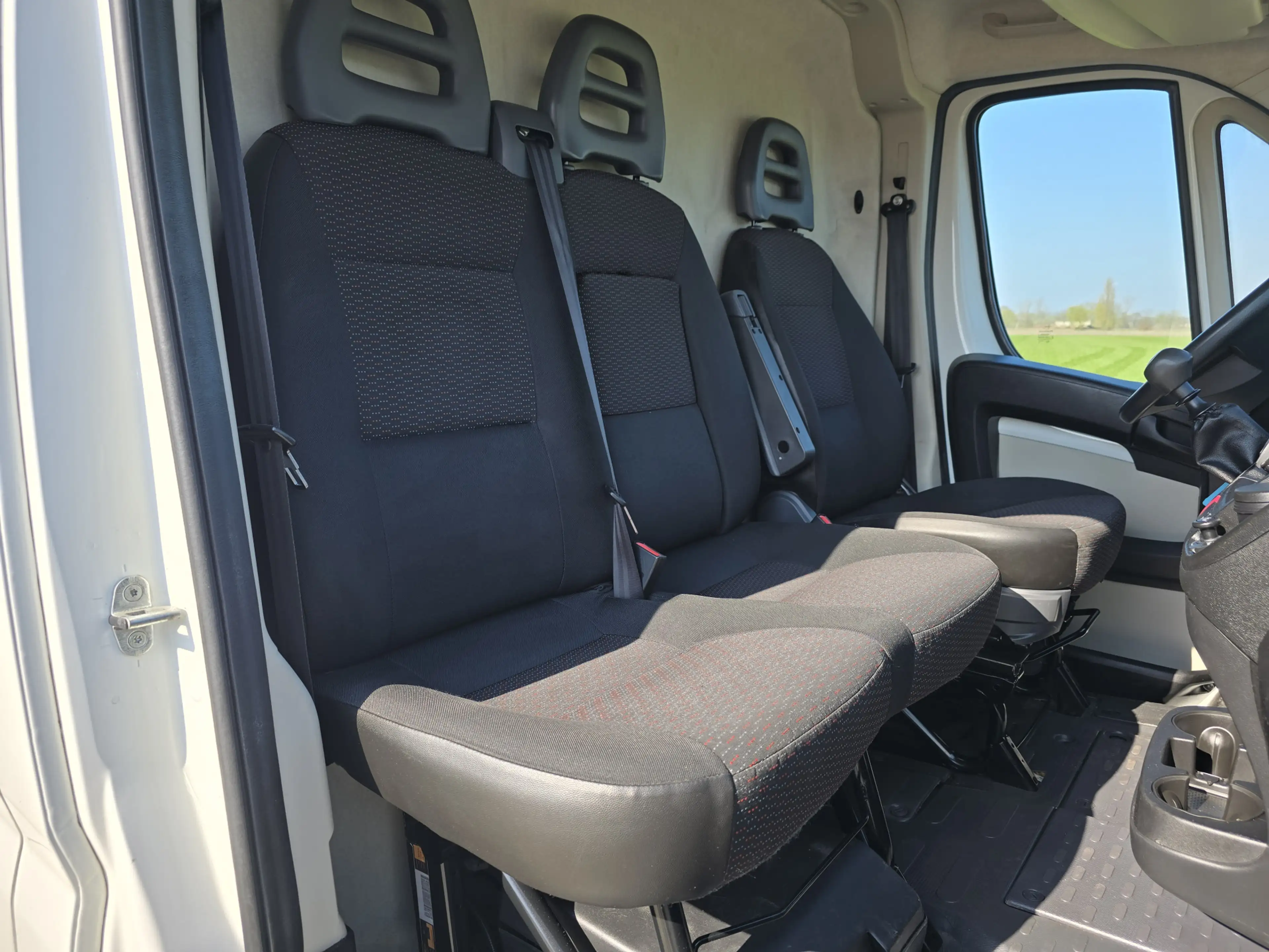 Peugeot Boxer 333 2.0 BlueHDI L2H2 Pro - 130 Pk - Euro 6 - Airco — photo 11