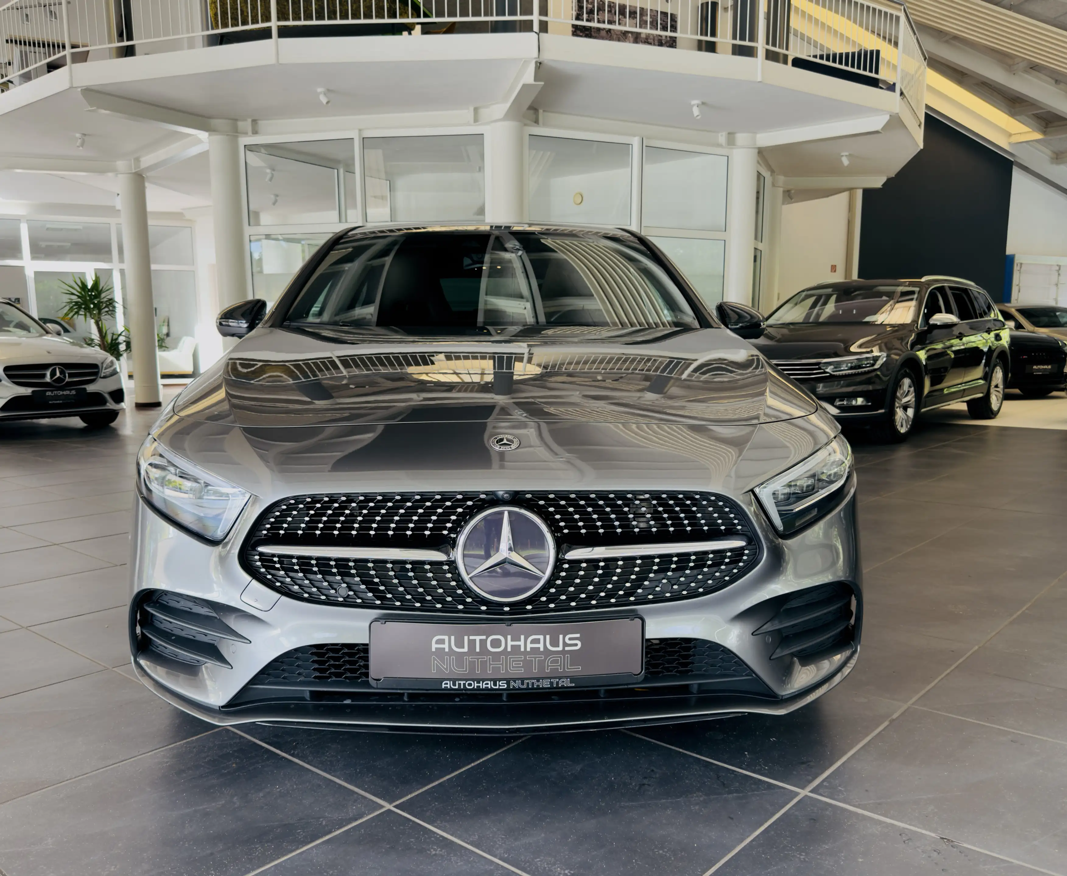 Mercedes-Benz A 220 AMG-LINE   BURMESTER   MEMORY   MULTIBEAM — photo 2