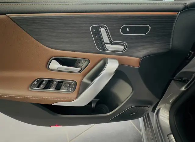 Mercedes-Benz A-Class view 14