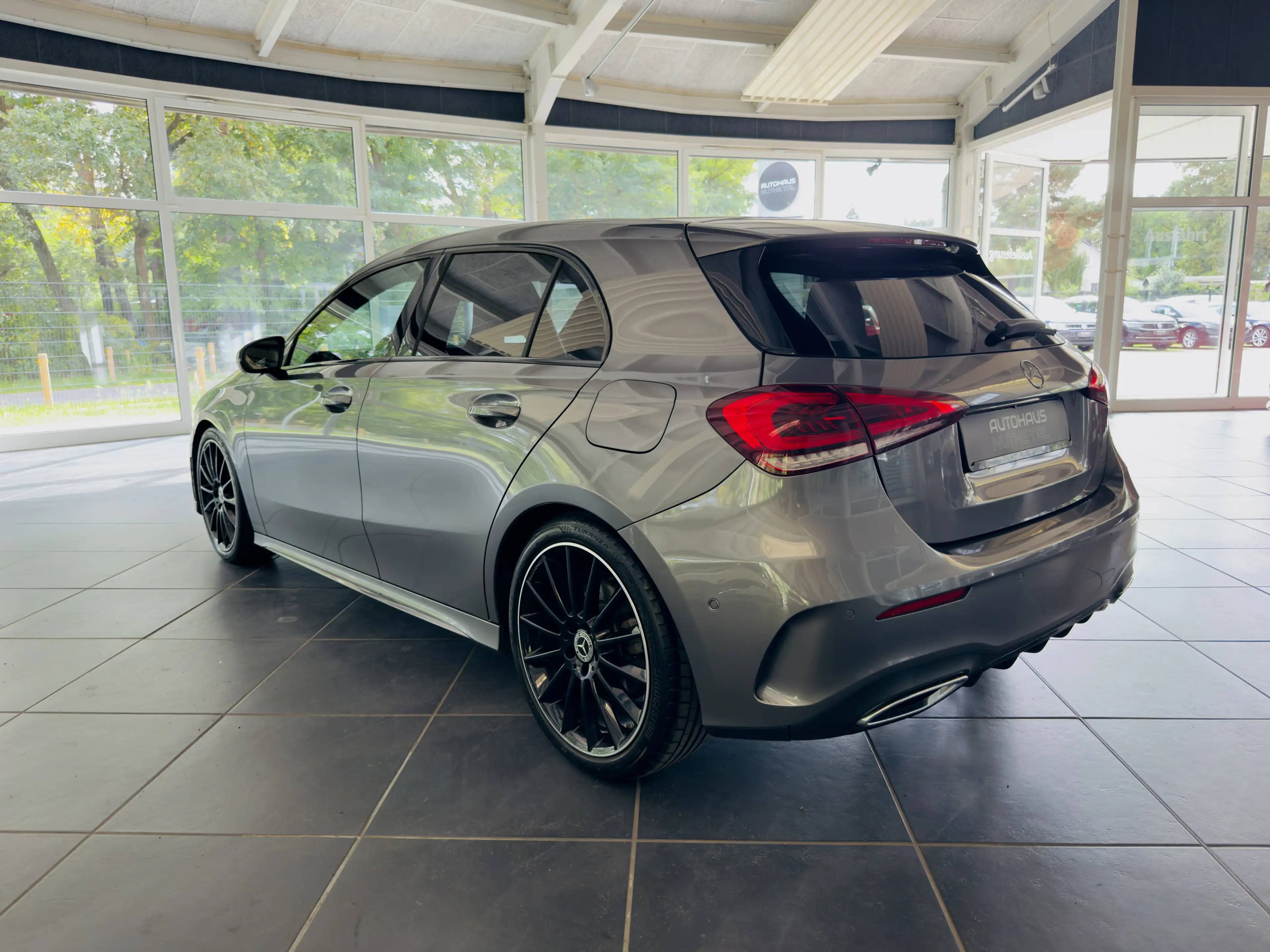 Mercedes-Benz A 220 AMG-LINE   BURMESTER   MEMORY   MULTIBEAM — photo 4