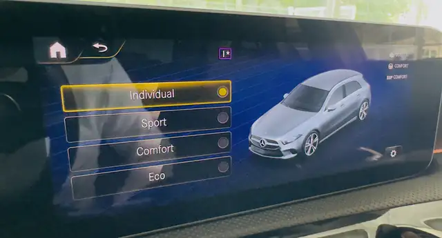 Mercedes-Benz A-Class view 26