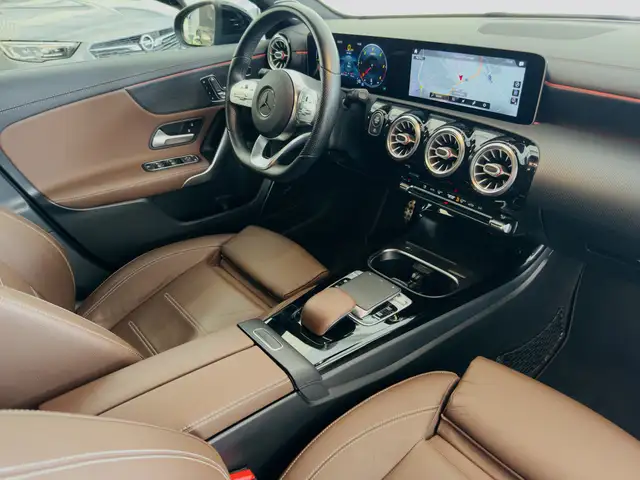 Mercedes-Benz A-Class view 9