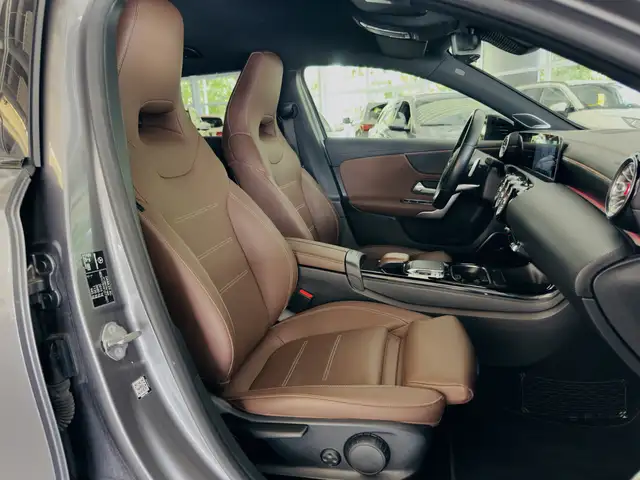 Mercedes-Benz A-Class view 11