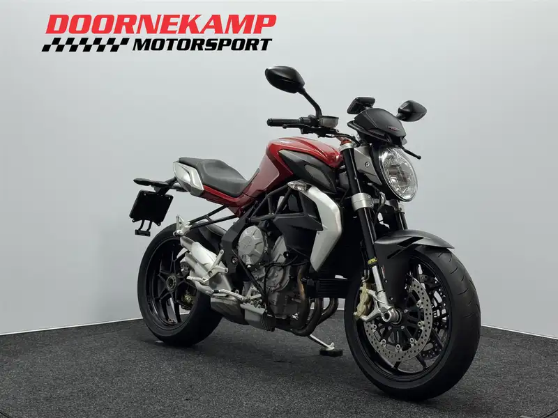 MV Agusta Brutale 800 - foto 3