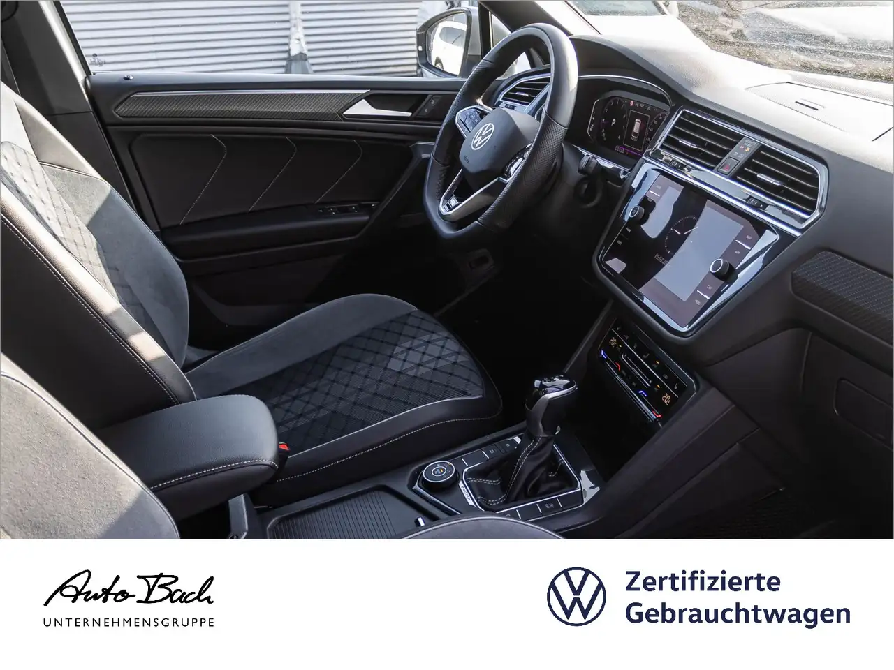 Volkswagen Tiguan Allspace R-Line 2.0TSI 4M DSG Navi LED Hu 22