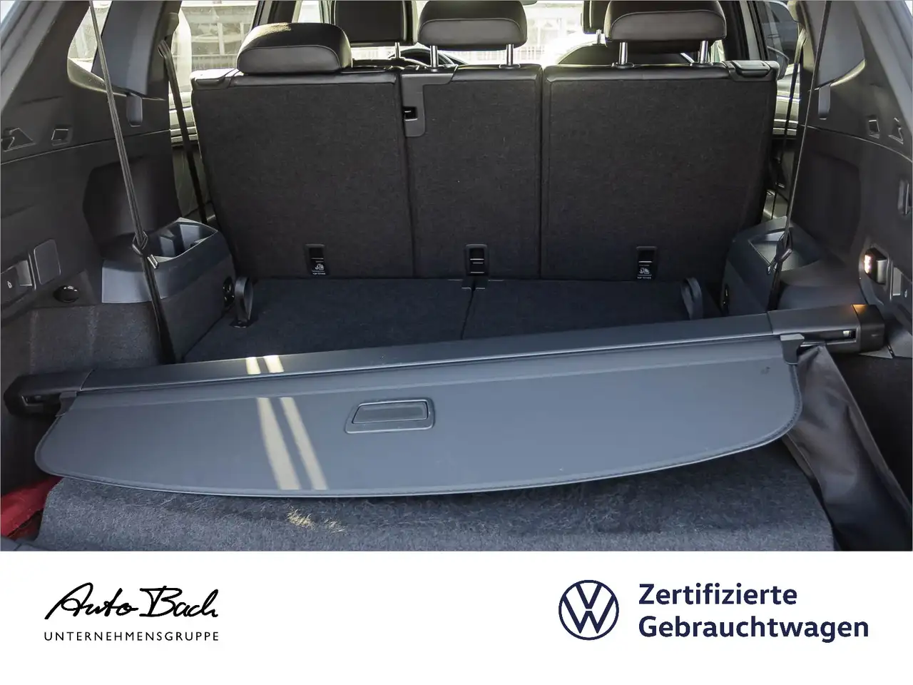 Volkswagen Tiguan Allspace R-Line 2.0TSI 4M DSG Navi LED Hu 18