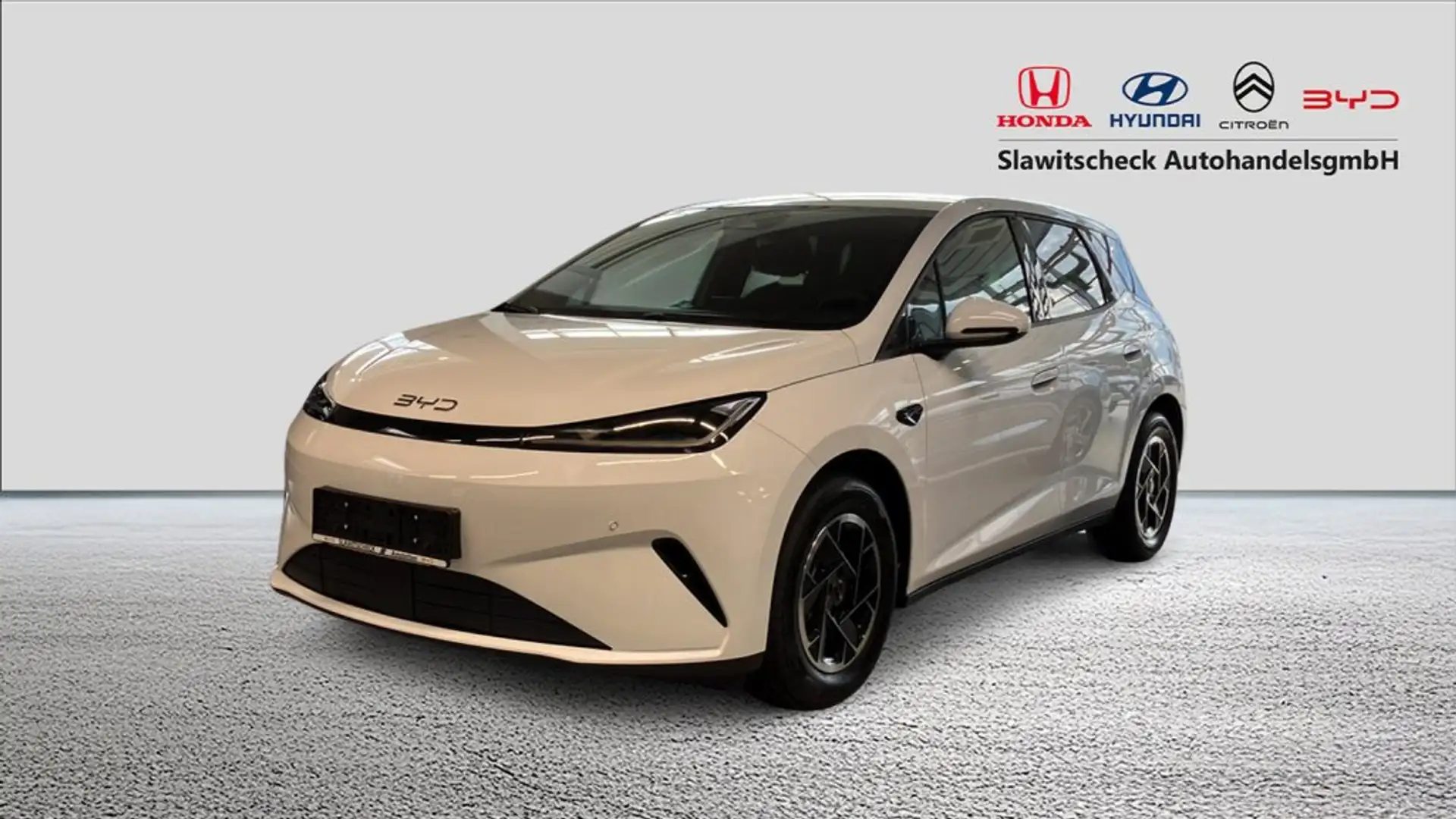 BYD Dolphin G DM-i Boost Weiß - 1
