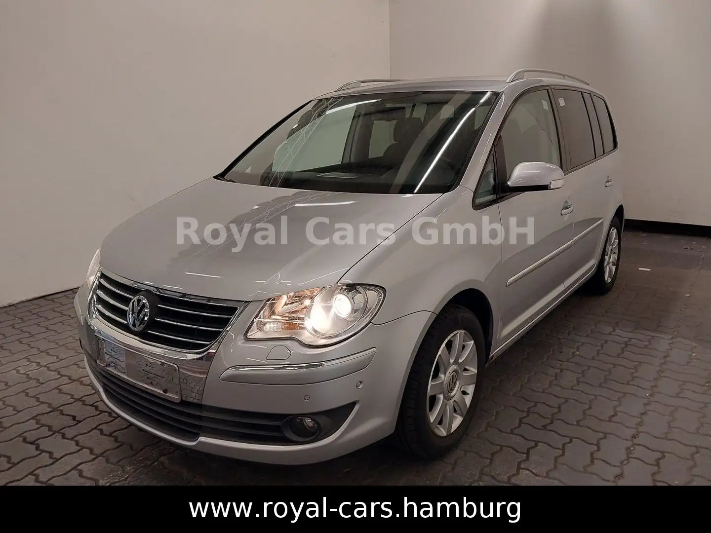 Volkswagen Touran Highline KLIMA*NAVI*SHZ*PDC*XENON*7-SITZE Silber - 1