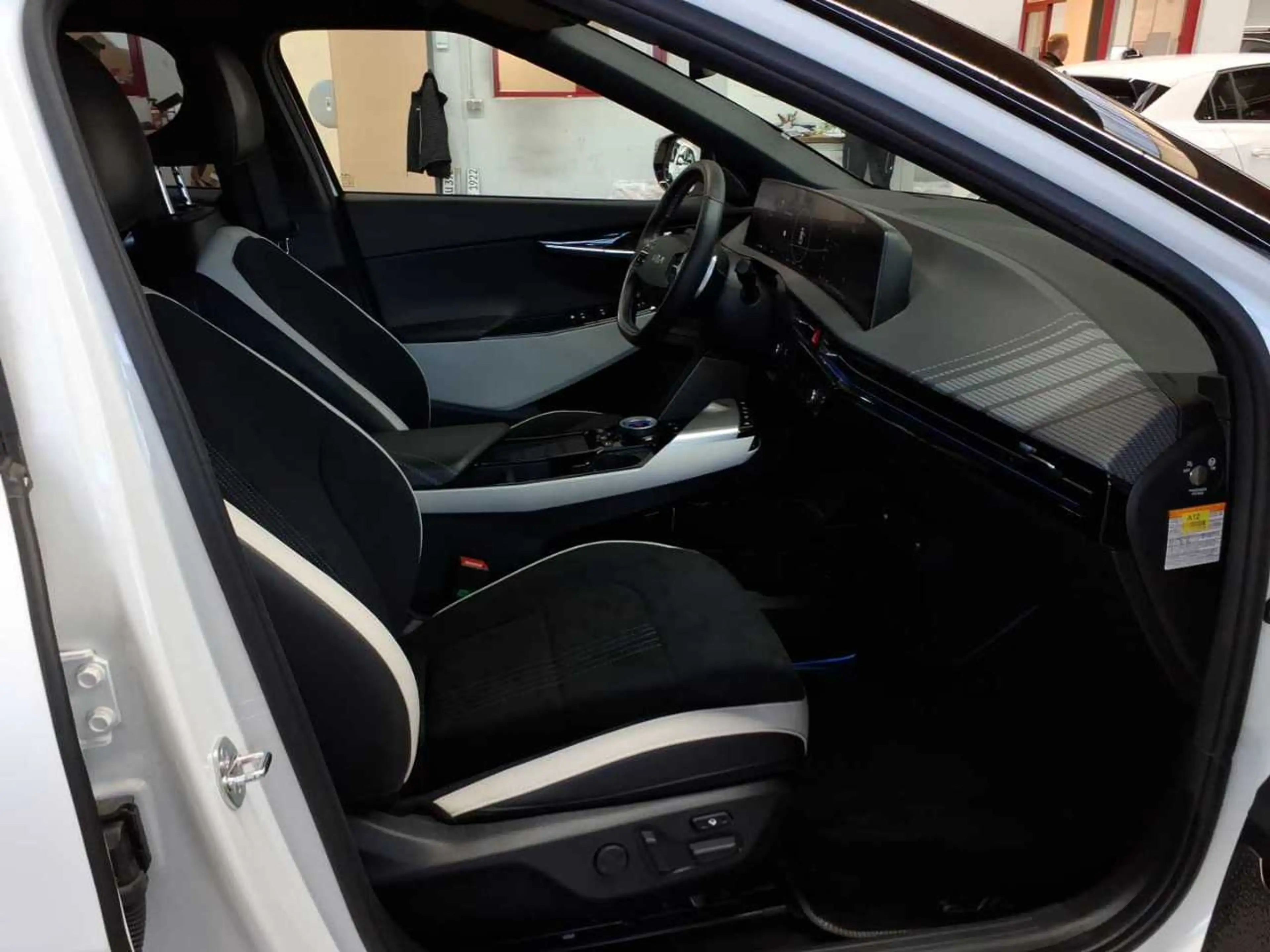 Kia EV6 77,4-kWh AWD GT-line Wärmepumpe — photo 8
