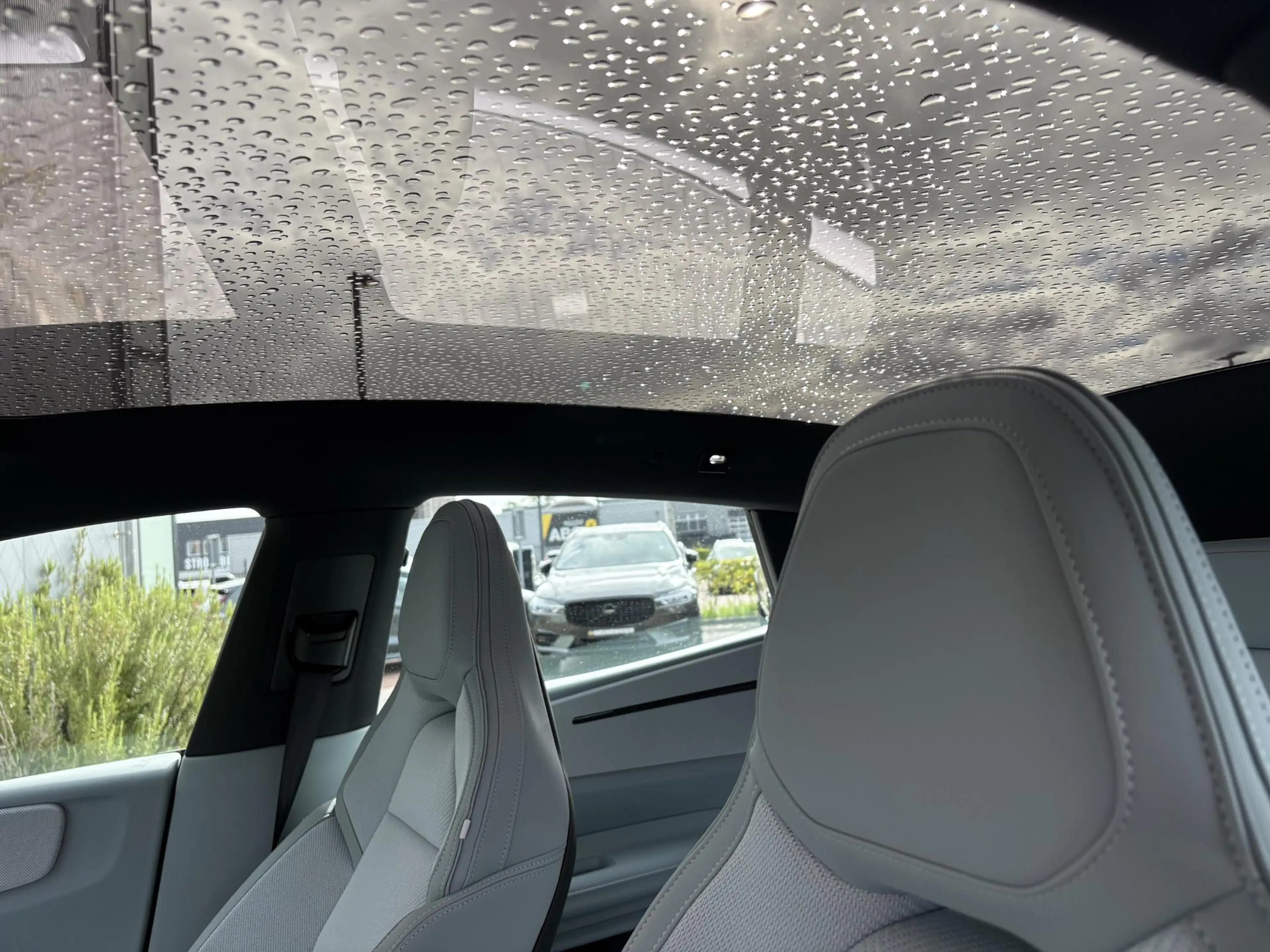 Polestar 4 Long Range Single motor Plus 100 kWh | 22kW Lader — photo 7