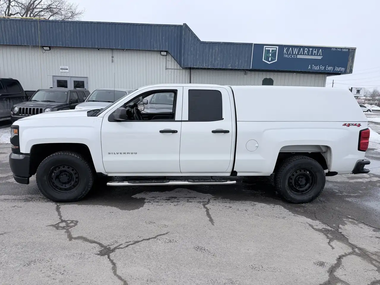 Chevrolet Silverado 1500 снимка Chevrolet Silverado 1500