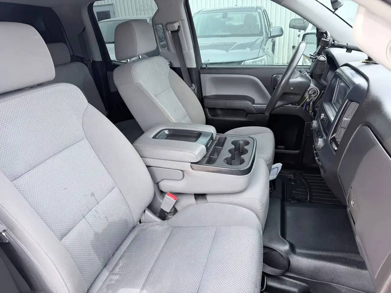 Chevrolet Silverado 1500 снимка Chevrolet Silverado 1500