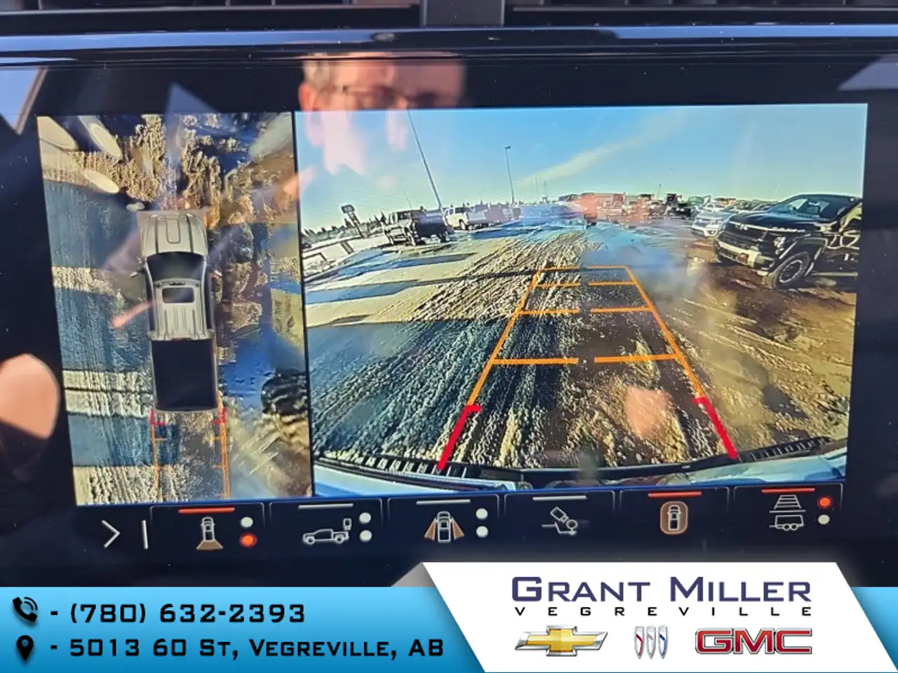 GMC Sierra 3500HD снимка GMC Sierra 3500HD