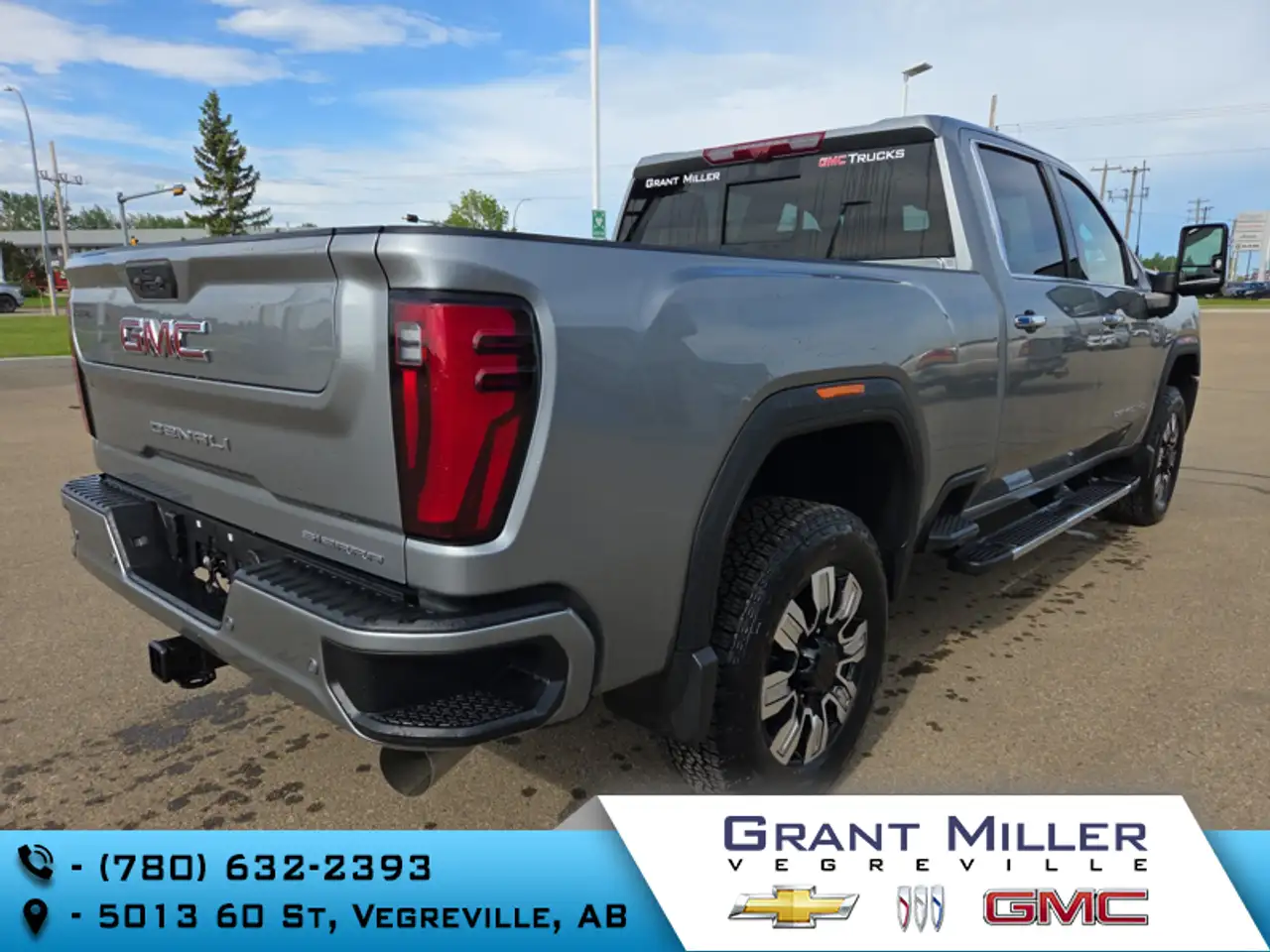 GMC Sierra 3500HD снимка GMC Sierra 3500HD