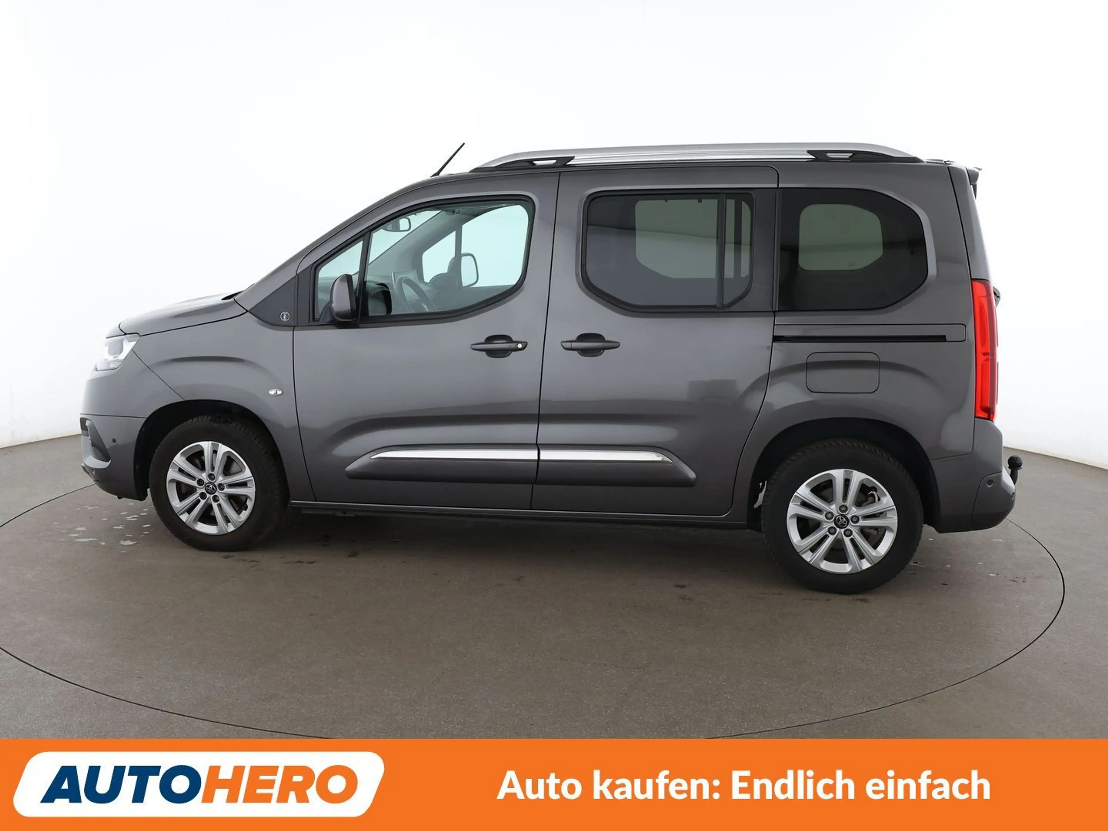 Toyota Proace City 1.2 Turbo L1 Team D Aut.*NAVI*SPUR*CAM*PDC* — photo 3