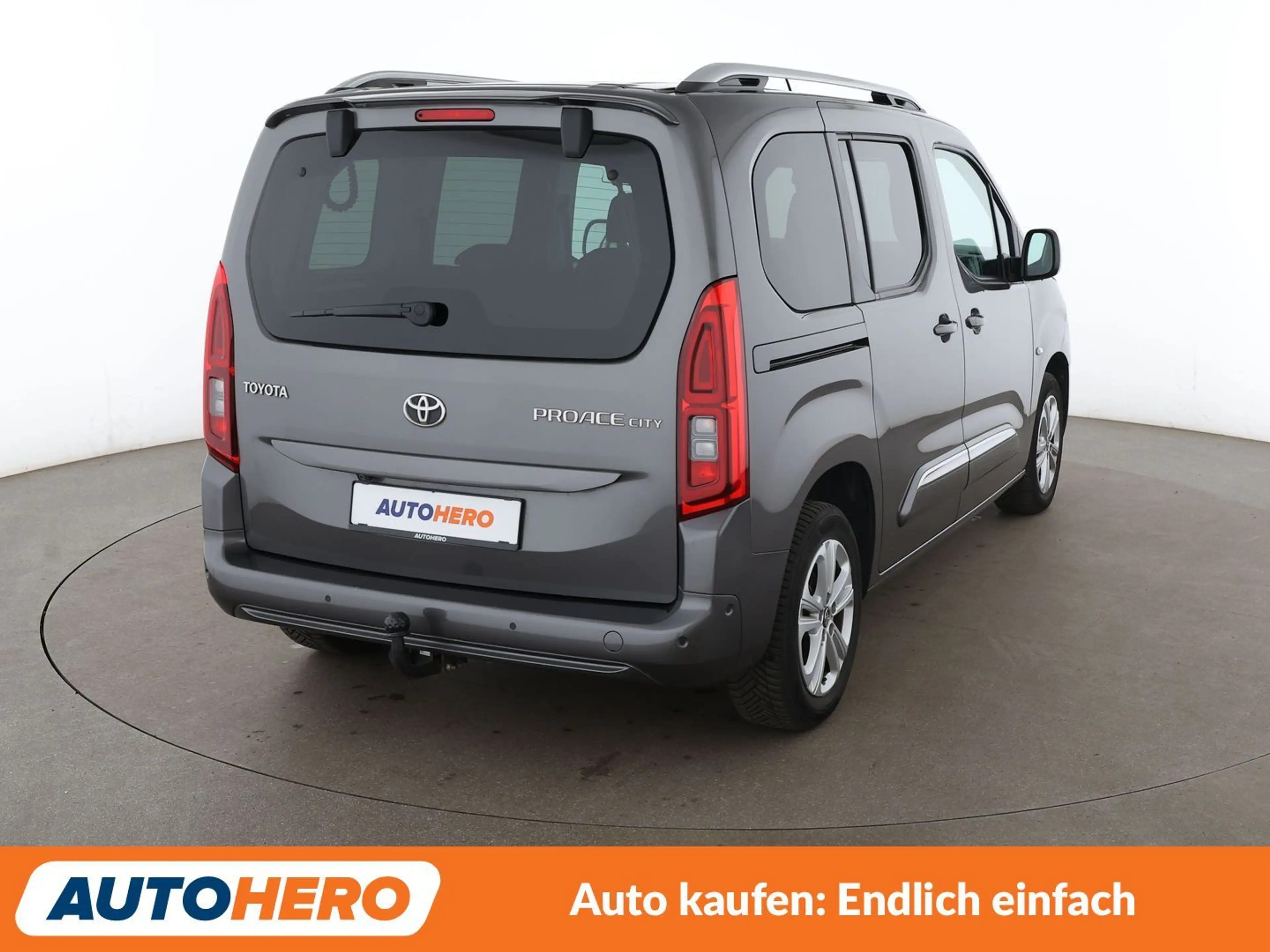 Toyota Proace City 1.2 Turbo L1 Team D Aut.*NAVI*SPUR*CAM*PDC* — photo 6