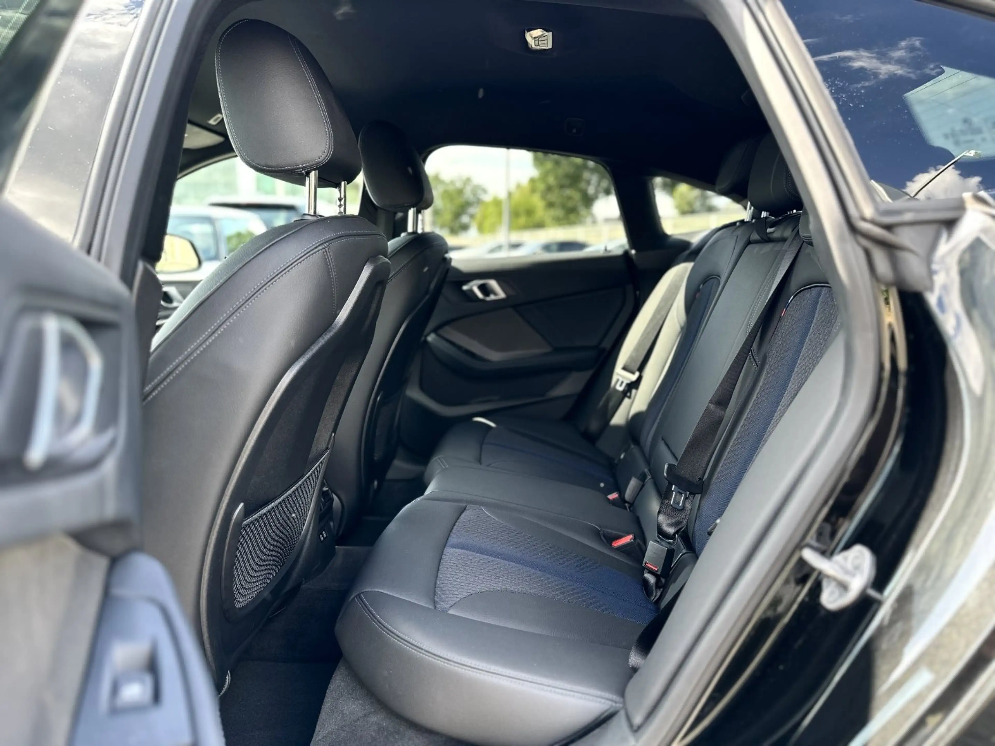 BMW 235 M235i xDrive Gran Coupé — photo 13