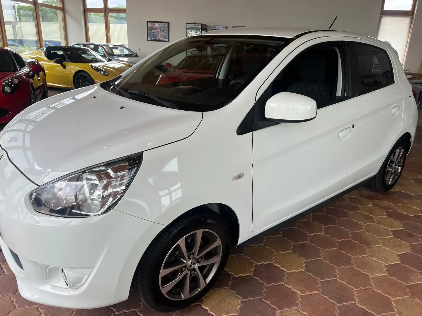 Mitsubishi Space Star Klassik Kollektion+ Weiß - 2