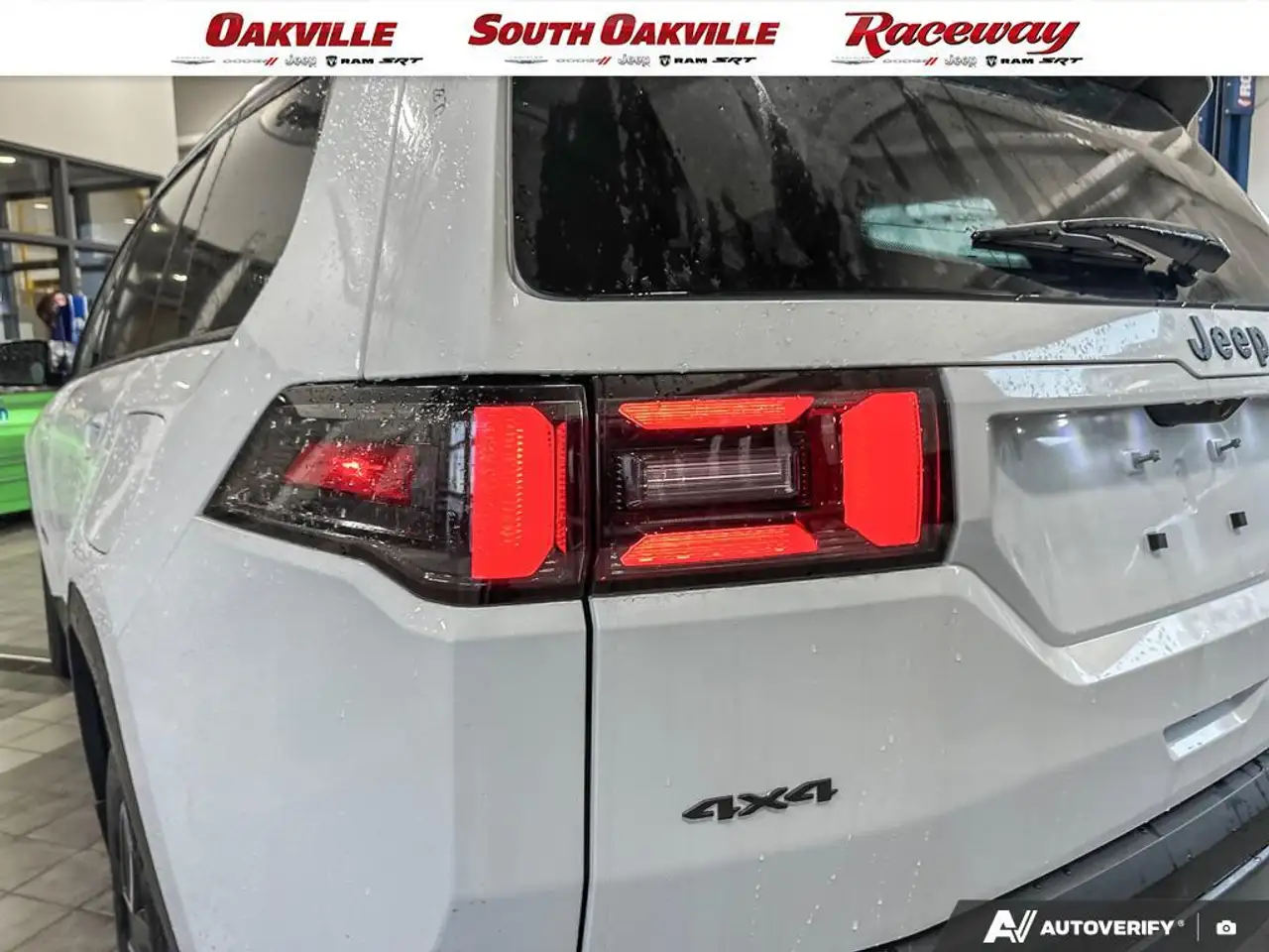 Jeep Cherokee снимка Jeep Cherokee