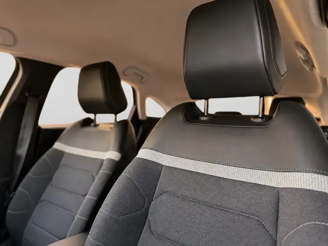 Citroen C4 view 9