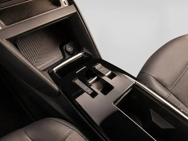 Citroen C4 view 7