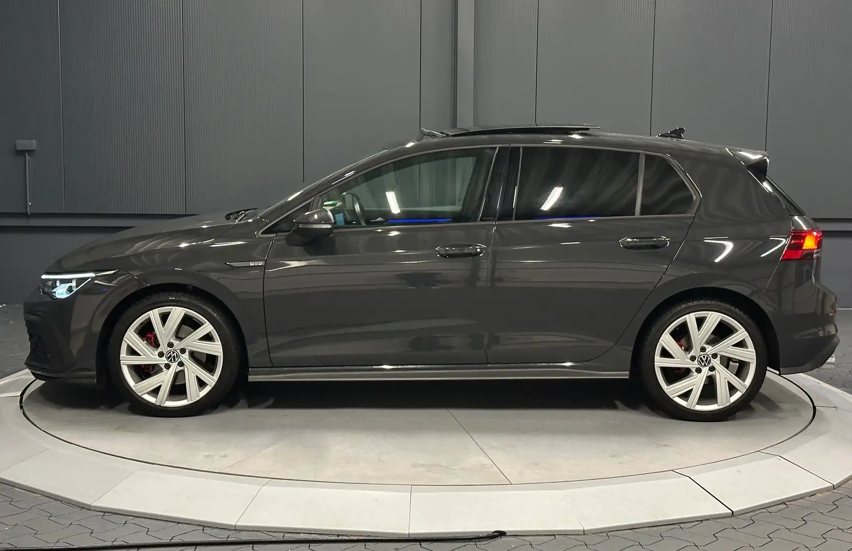 Volkswagen Golf GTD *PANORAMA*KAMERA*KEYLESS*18Zoll*NAVI/Pro* Gris - 2