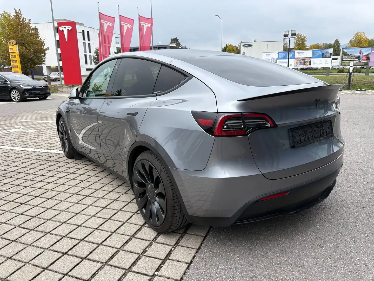 Tesla Model Y Model Y AWD PERFORMANCE MwSt. ausweisbar Silber - 2