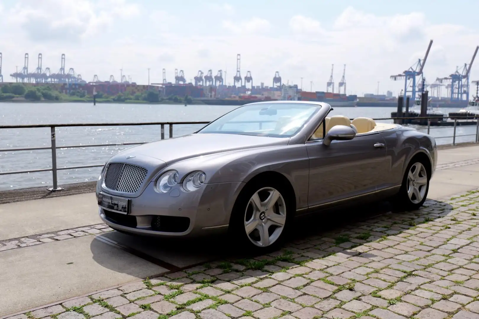 Bentley Continental GTC Gri - 1