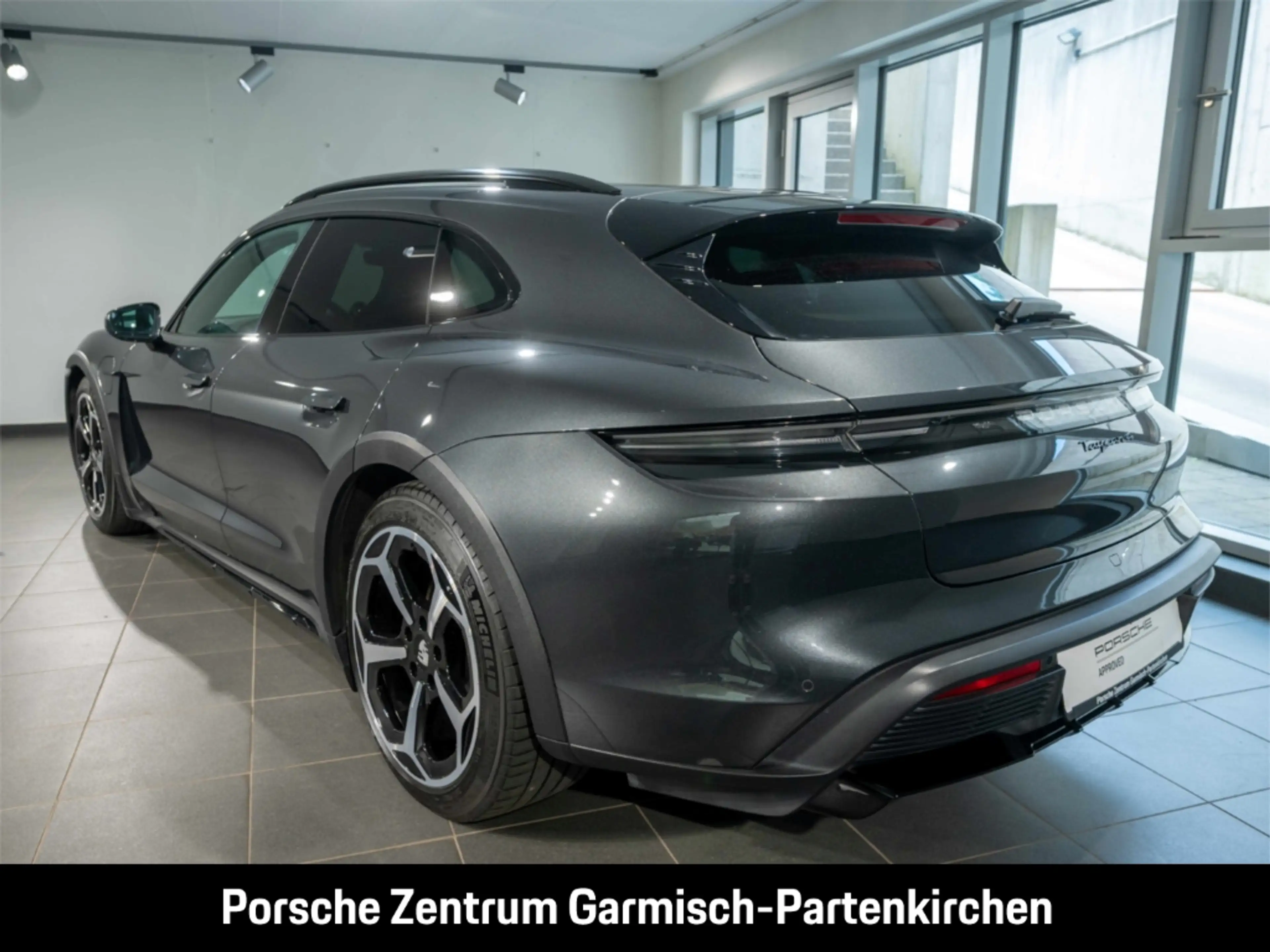 Porsche Taycan 4 Cross Turismo Bose LenkradHZG Memory — photo 3