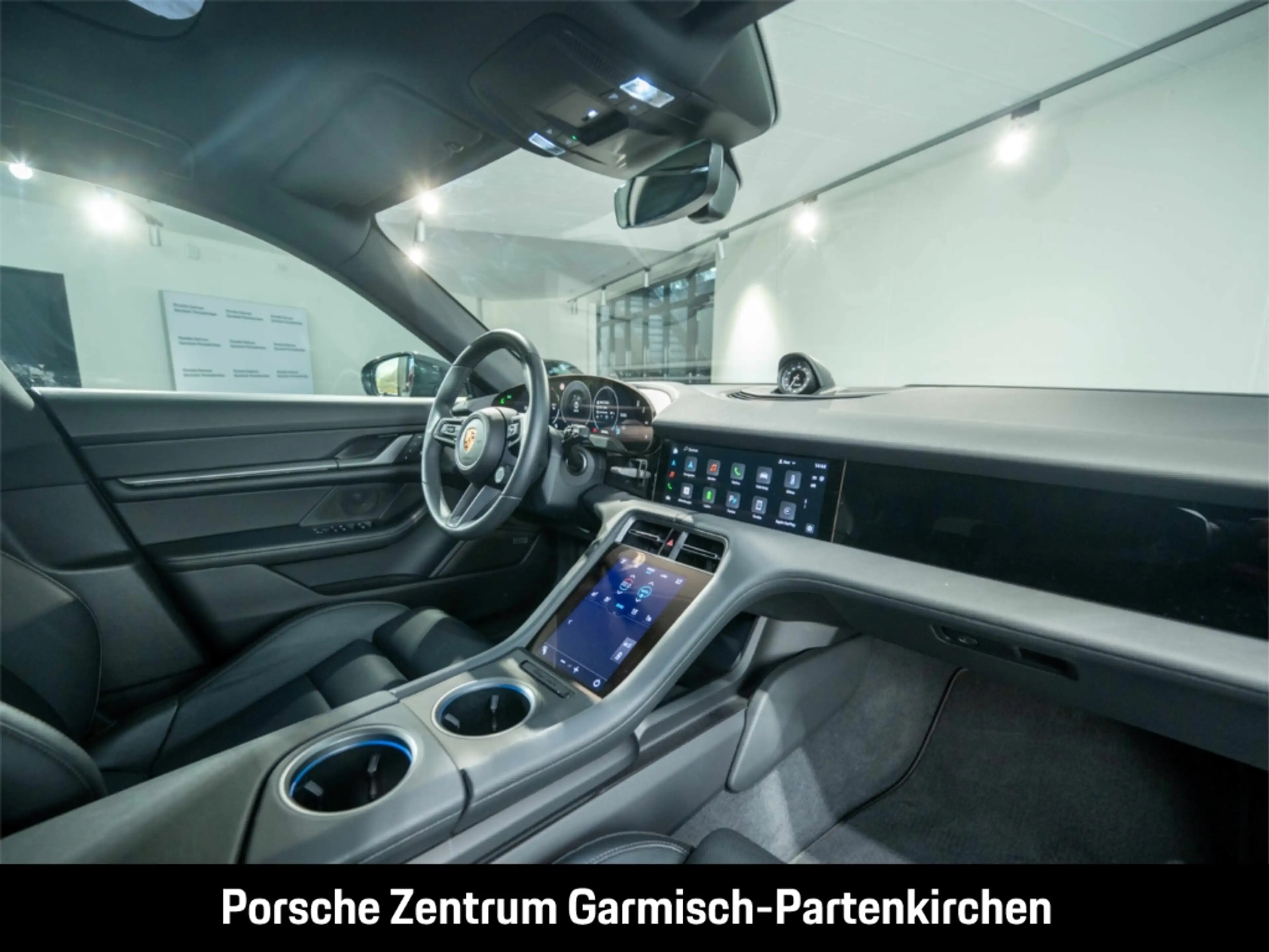 Porsche Taycan 4 Cross Turismo Bose LenkradHZG Memory — photo 9