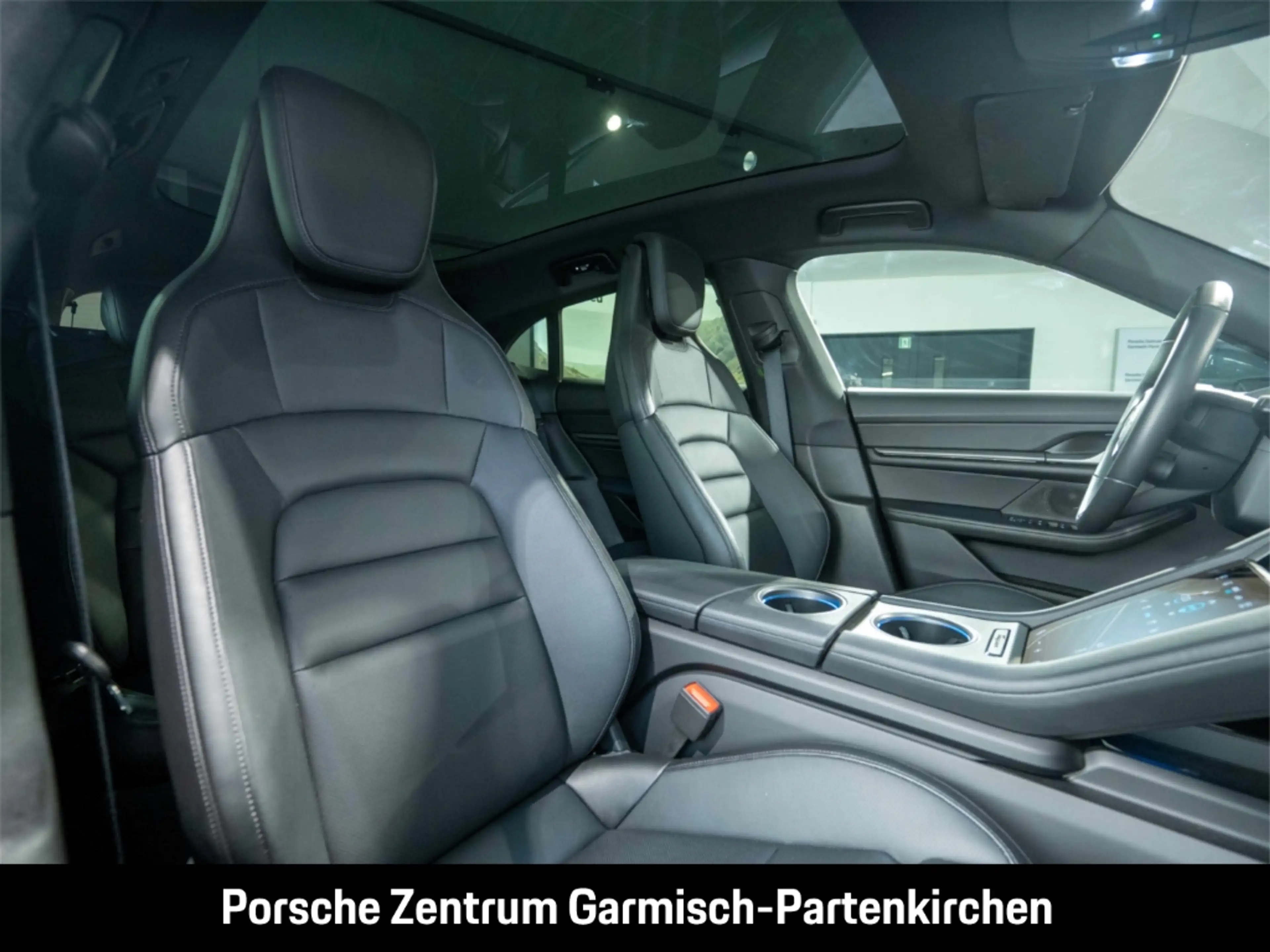 Porsche Taycan 4 Cross Turismo Bose LenkradHZG Memory — photo 10