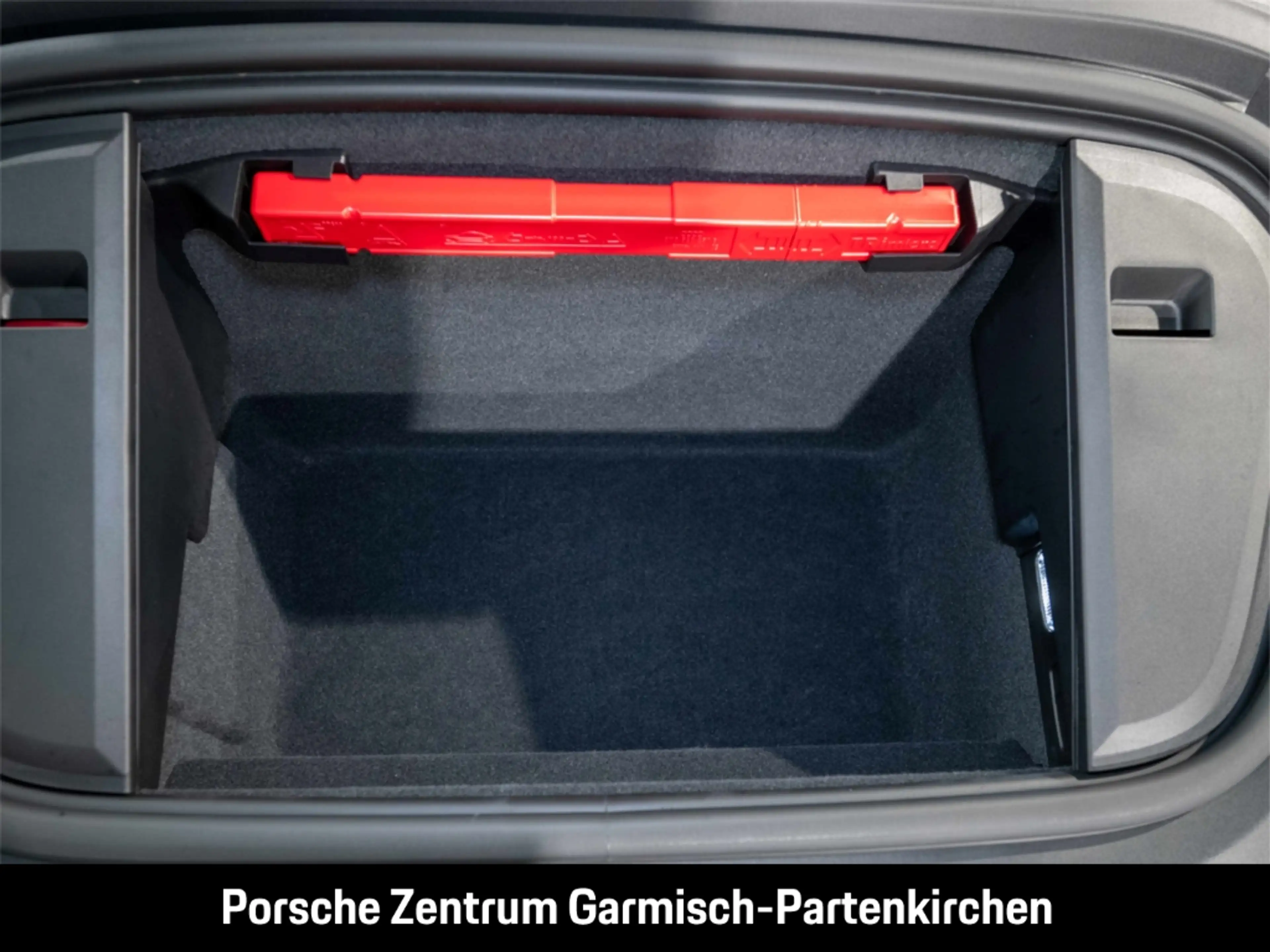 Porsche Taycan 4 Cross Turismo Bose LenkradHZG Memory — photo 12