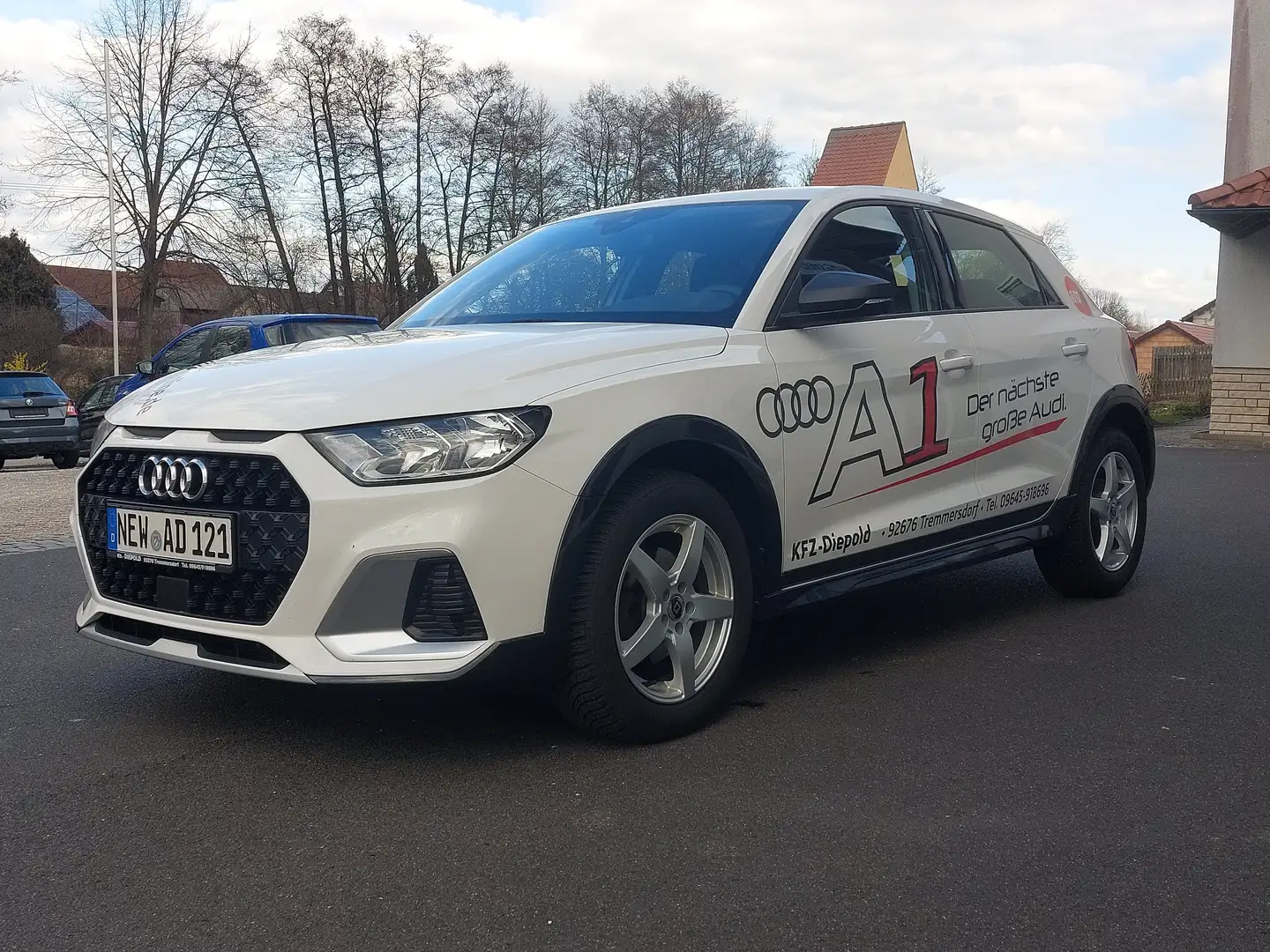 Audi A1 25 TFSI citycarver Weiß - 2